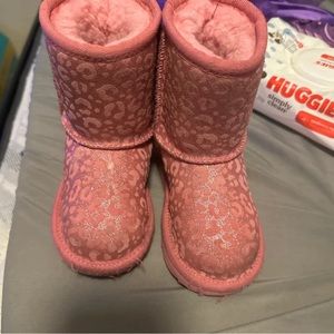 Pink cheetah Uggs toddler girl